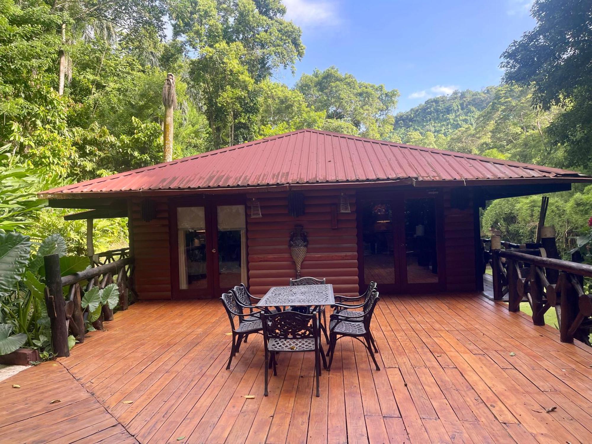 Platon Ecolodge Barahona Екстериор снимка