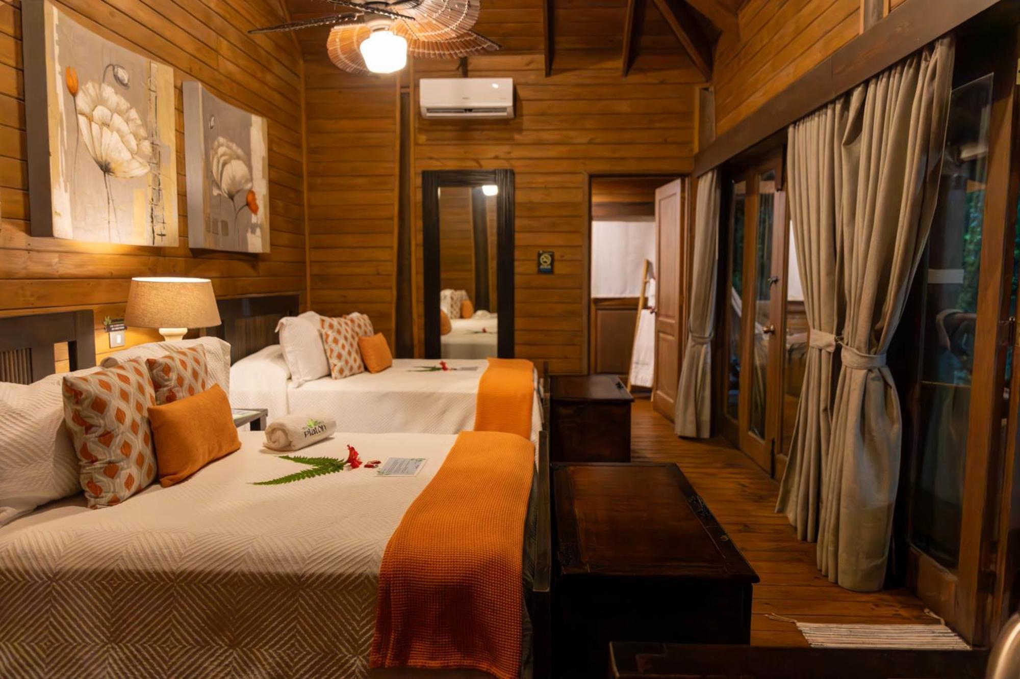 Platon Ecolodge Barahona Екстериор снимка